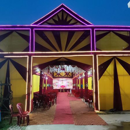 Hotel Kanha Shyam Madhubani Kültér fotó