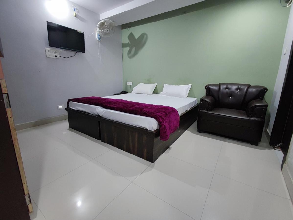 Hotel Kanha Shyam Madhubani Kültér fotó