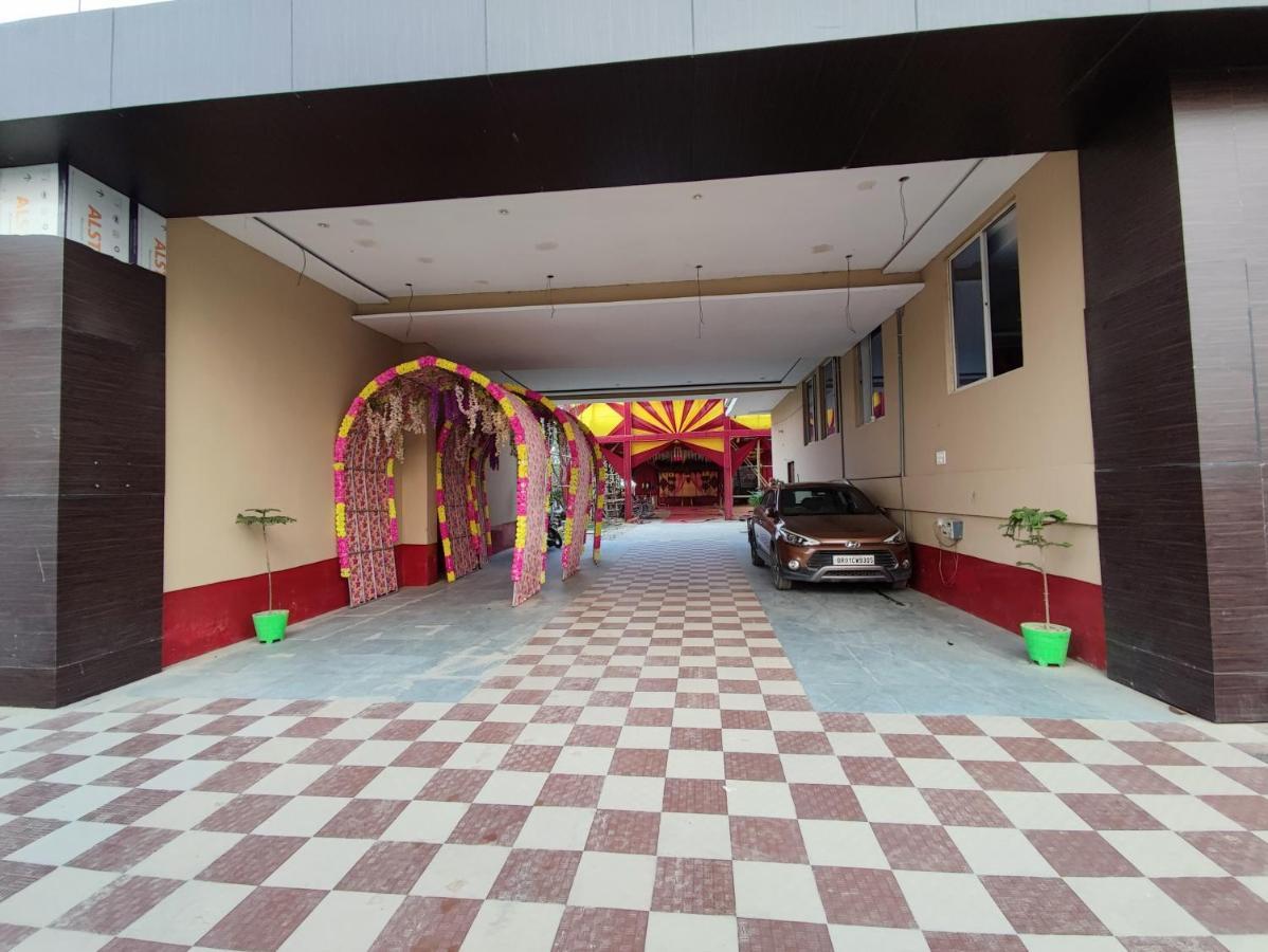 Hotel Kanha Shyam Madhubani Kültér fotó