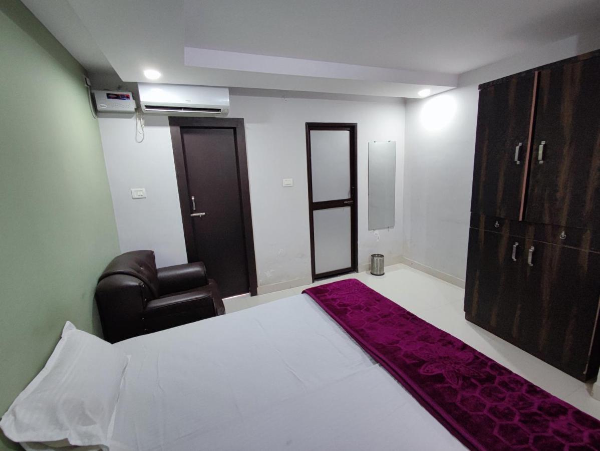 Hotel Kanha Shyam Madhubani Kültér fotó
